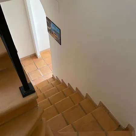 Adosado De Estilo Mediterraneo, Con Jardin Y Vistas Apartment *